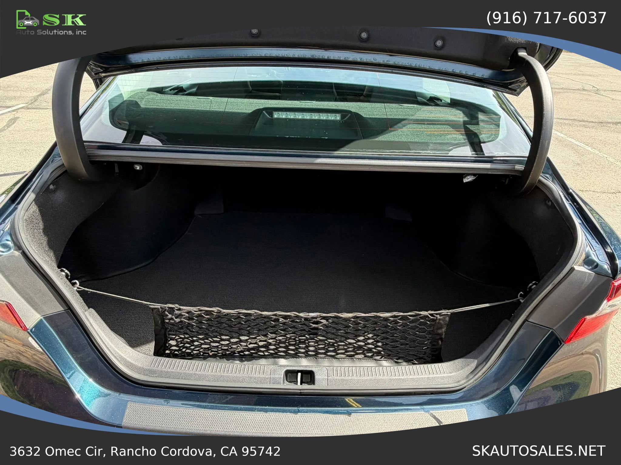 Used 2021 Toyota Camry SE w/ Carpet Mat Package (TMS) FWD image 26