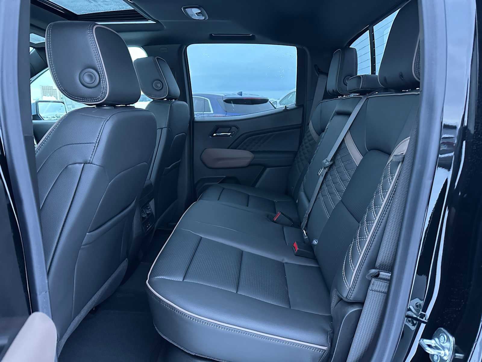 New 2026 GMC Canyon Denali image 16