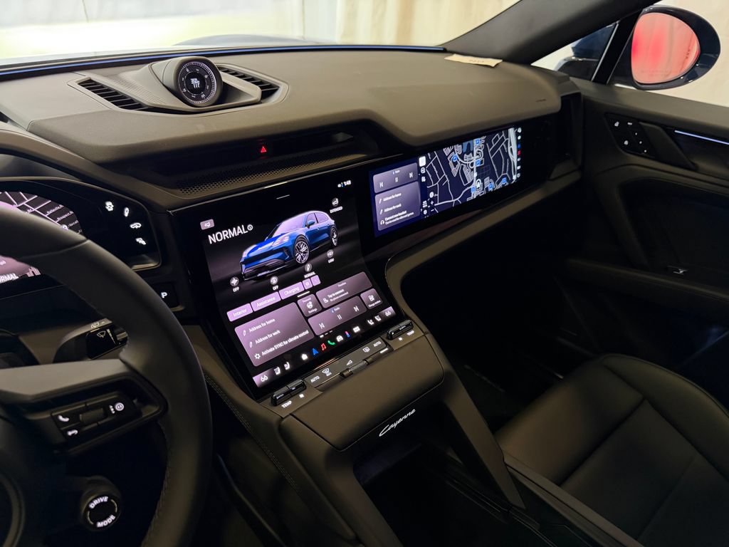 New 2026 Porsche Cayenne Electric AWD/4WD image 18