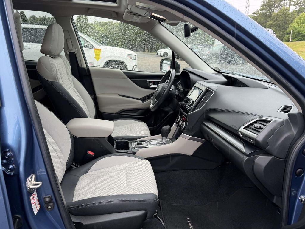 Used 2020 Subaru Forester Premium AWD/4WD image 12