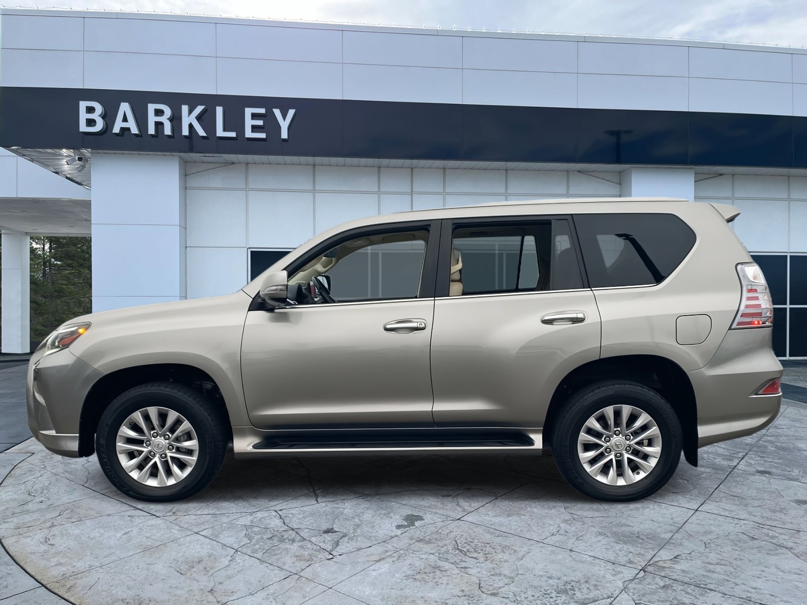 Used 2022 Lexus GX 460 Premium image 4