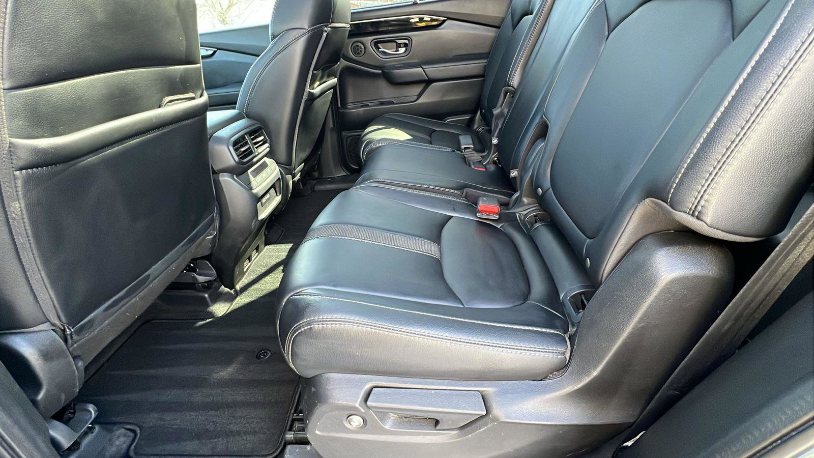 Used 2023 Honda Pilot Touring image 19
