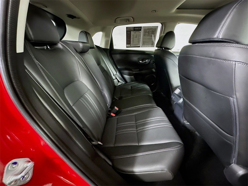 Used 2025 Honda HR-V EX-L image 11
