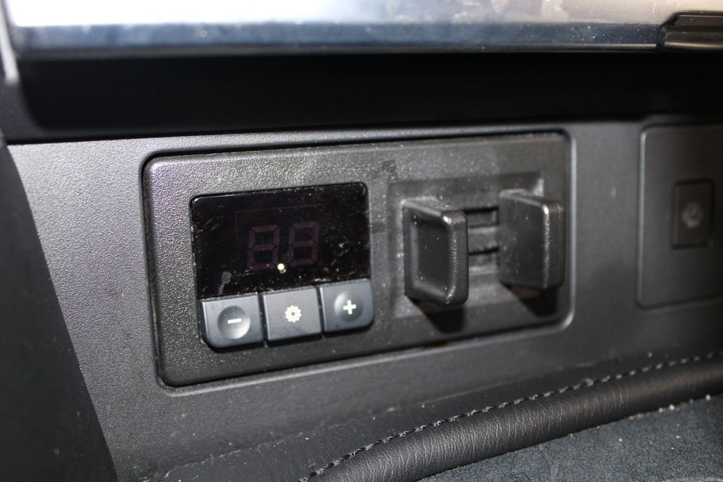 Used 2024 Nissan Armada SV w/ Cargo Package image 31