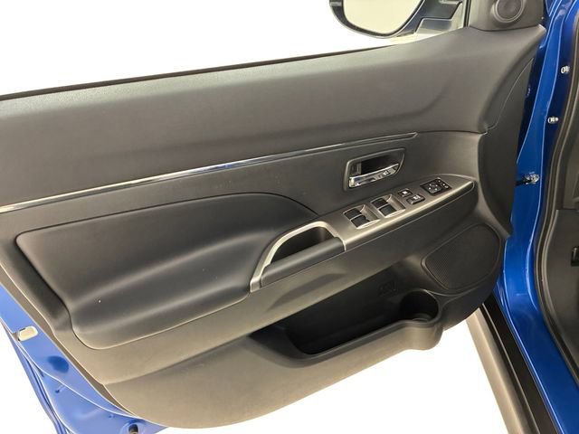 Used 2024 Mitsubishi Outlander Sport SE image 13