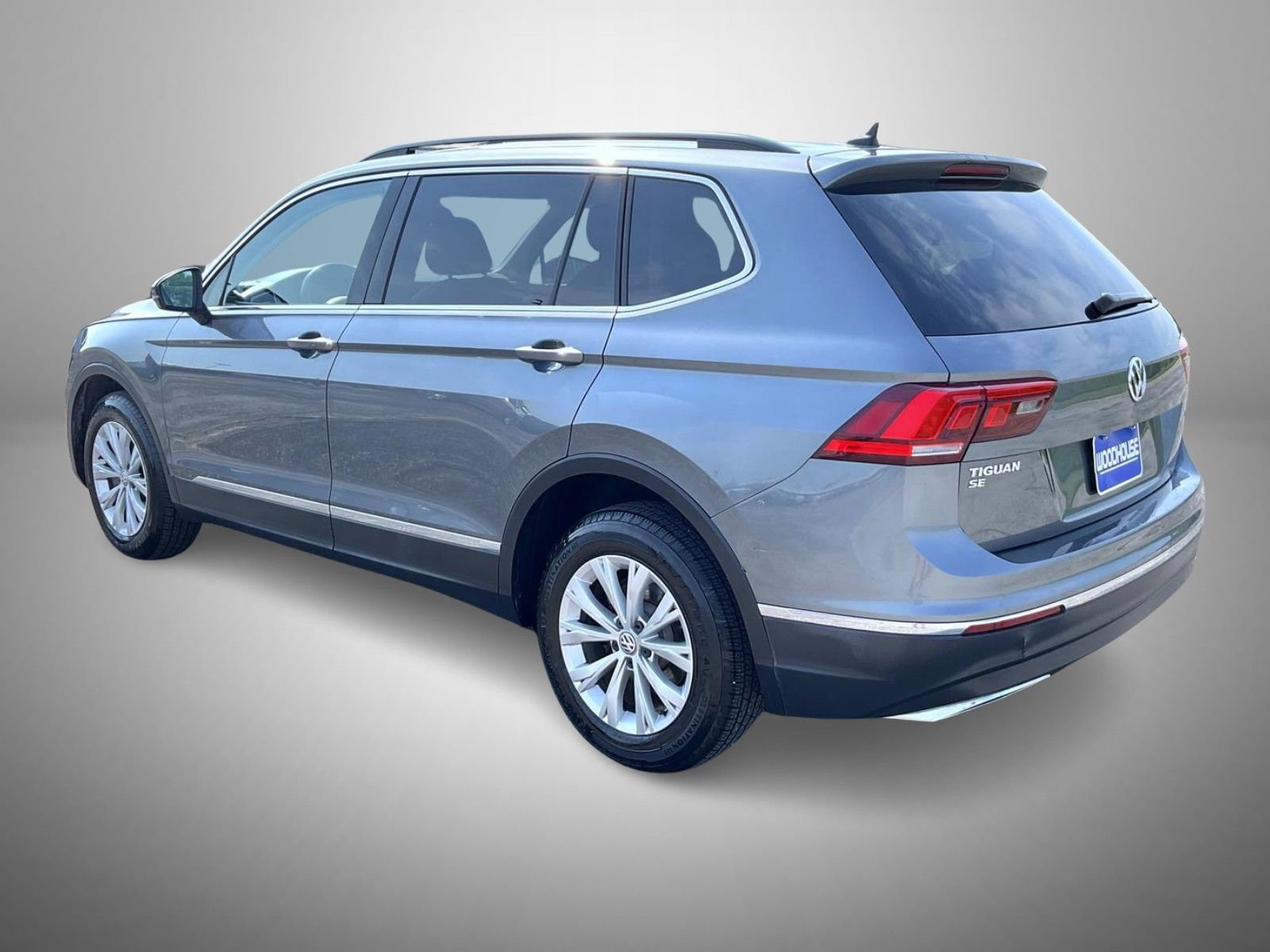 Used 2018 Volkswagen Tiguan SE w/ 3rd Row Seat Package AWD/4WD image 7