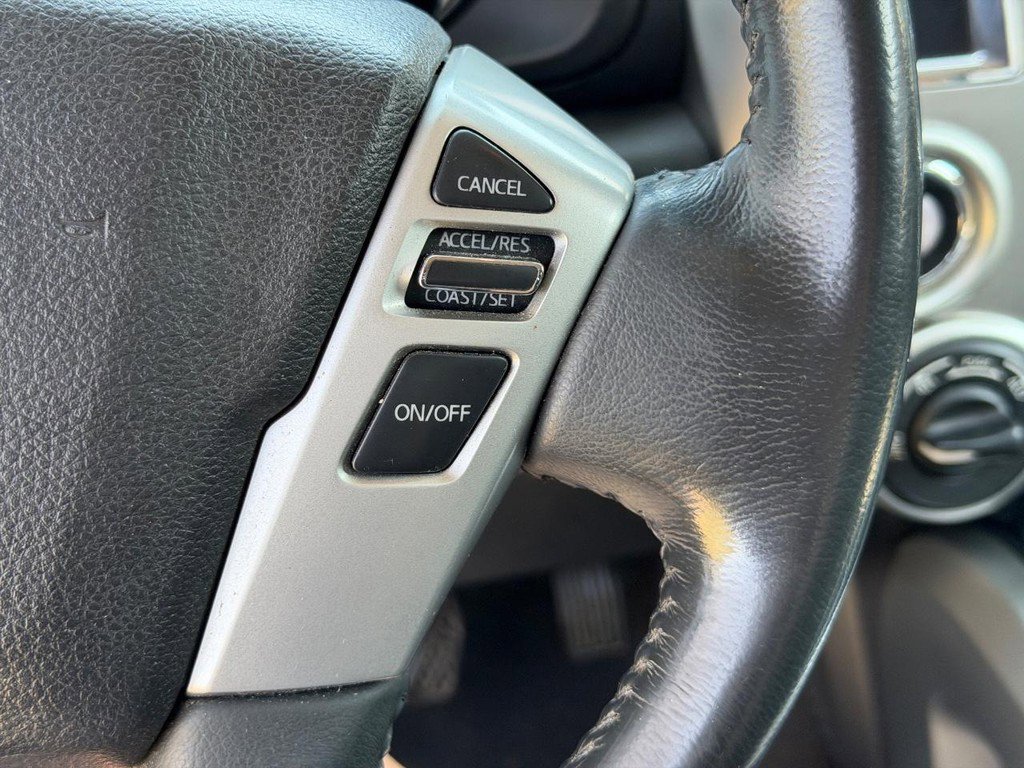 Used 2017 Nissan Titan SL image 19