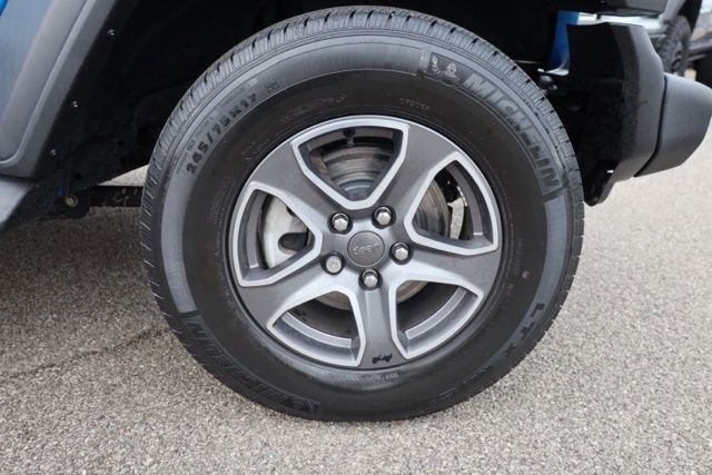 Used 2021 Jeep Wrangler Unlimited Sport image 14