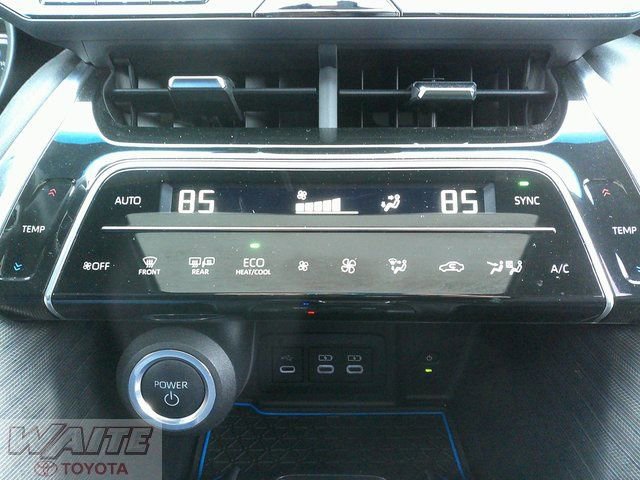 Certified 2024 Toyota Venza Nightshade image 17