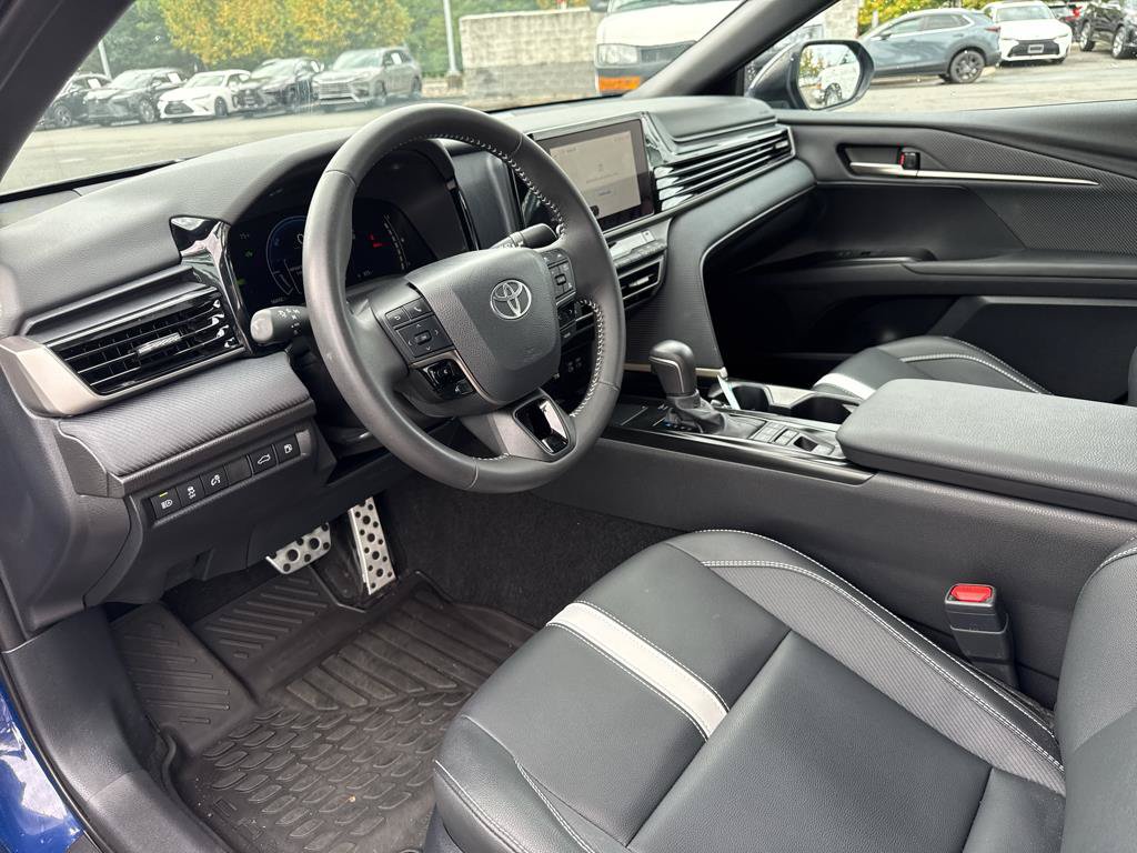 Used 2026 Toyota Camry SE FWD image 22