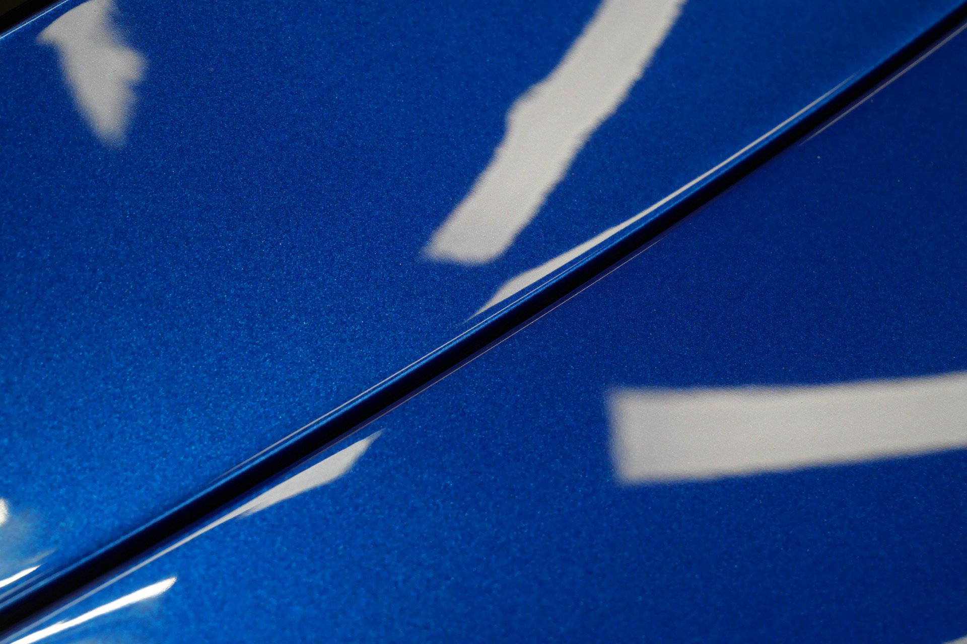 Used 2025 McLaren Artura Spider image 43