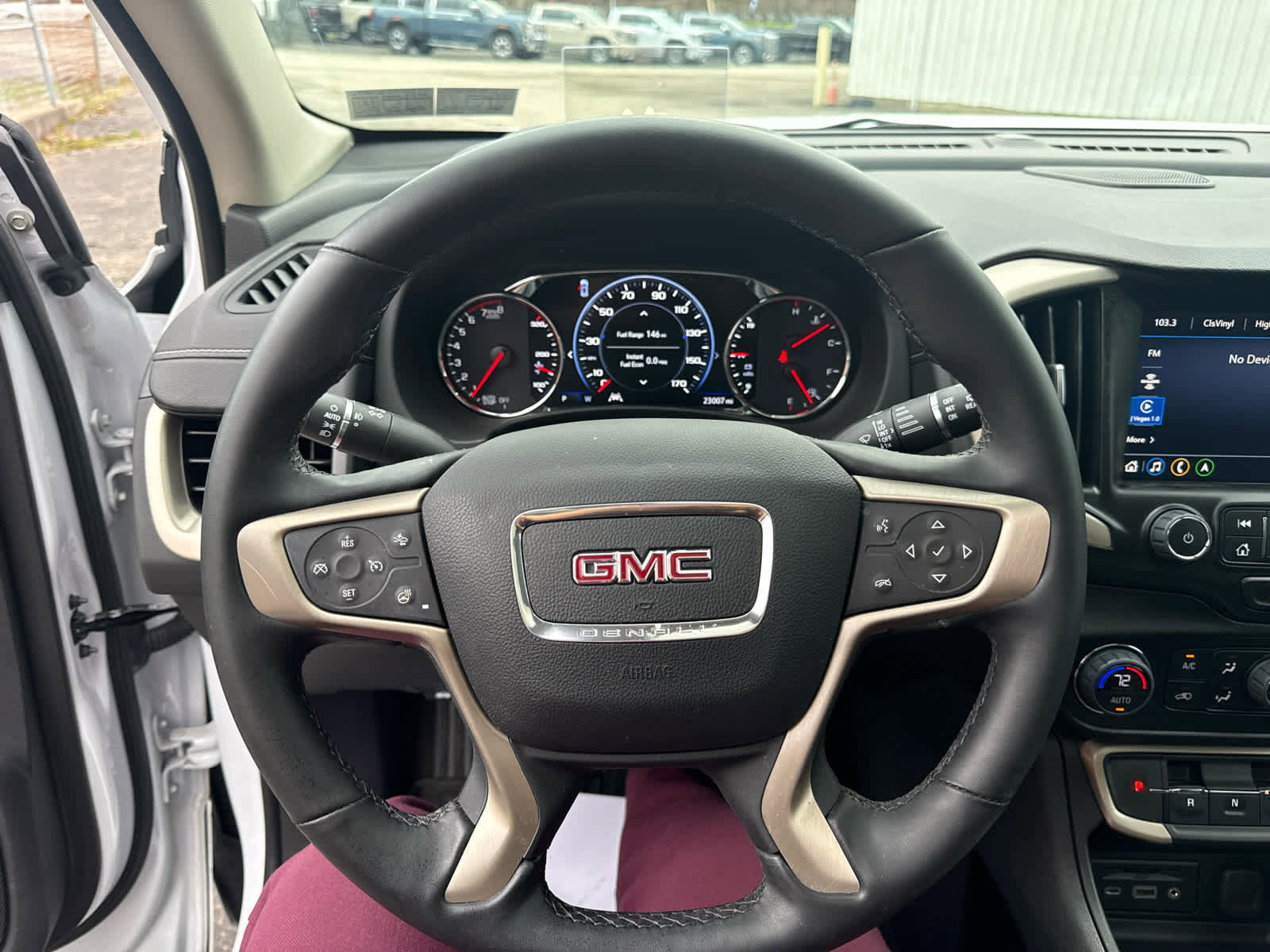 Used 2023 GMC Terrain Denali w/ Denali Premium Package image 17