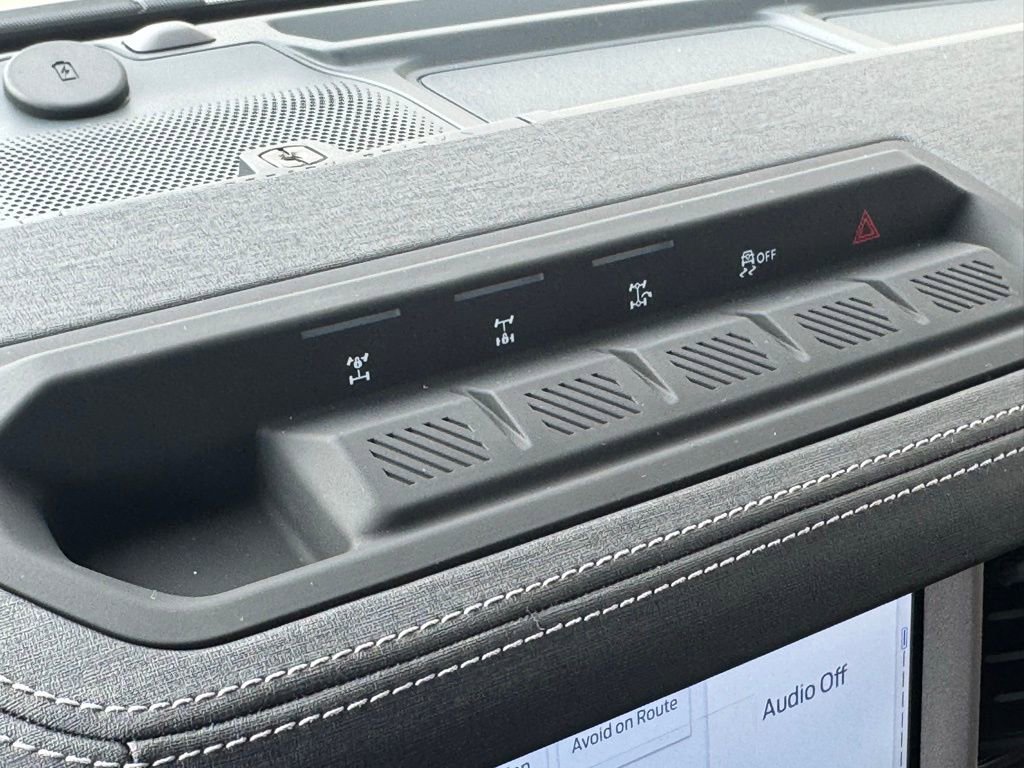 New 2025 Ford Bronco Outer Banks w/ Sasquatch Package image 34