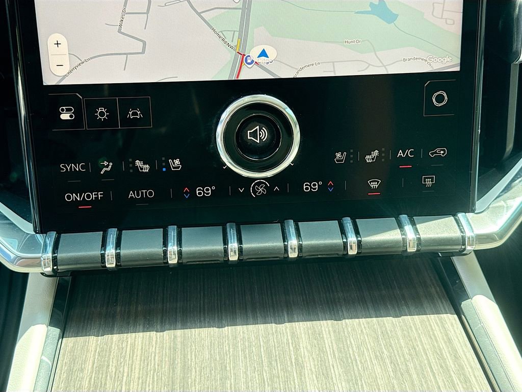 Used 2025 GMC Acadia Denali w/ Super Cruise Package FWD image 14