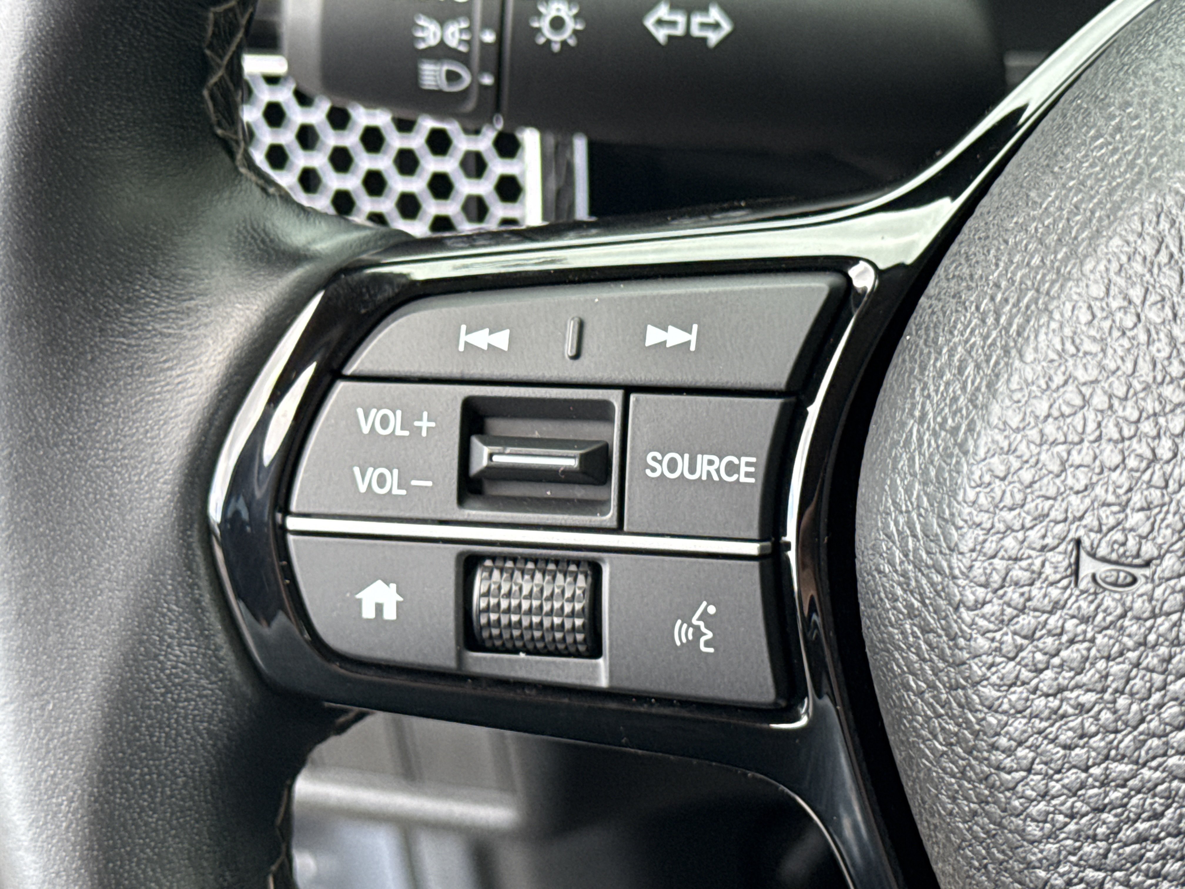 Certified 2024 Honda Civic EX image 34