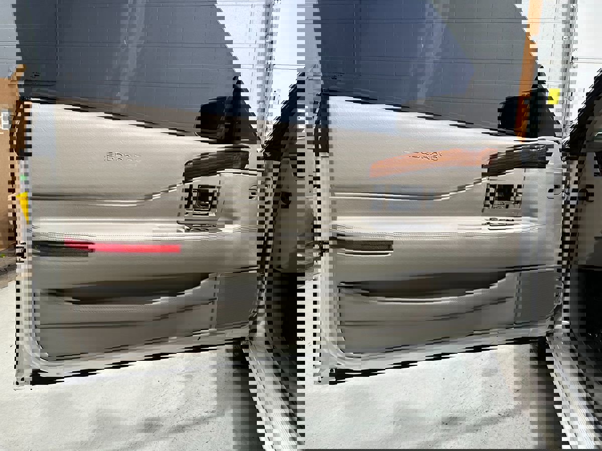 Used 2002 Cadillac Eldorado Touring w/ Preffered Equipment Group FWD image 16