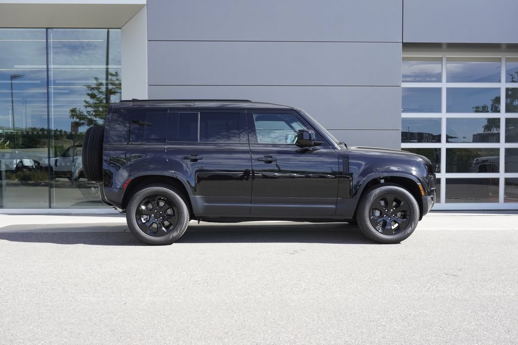 New 2026 Land Rover Defender 110 S AWD/4WD image 7