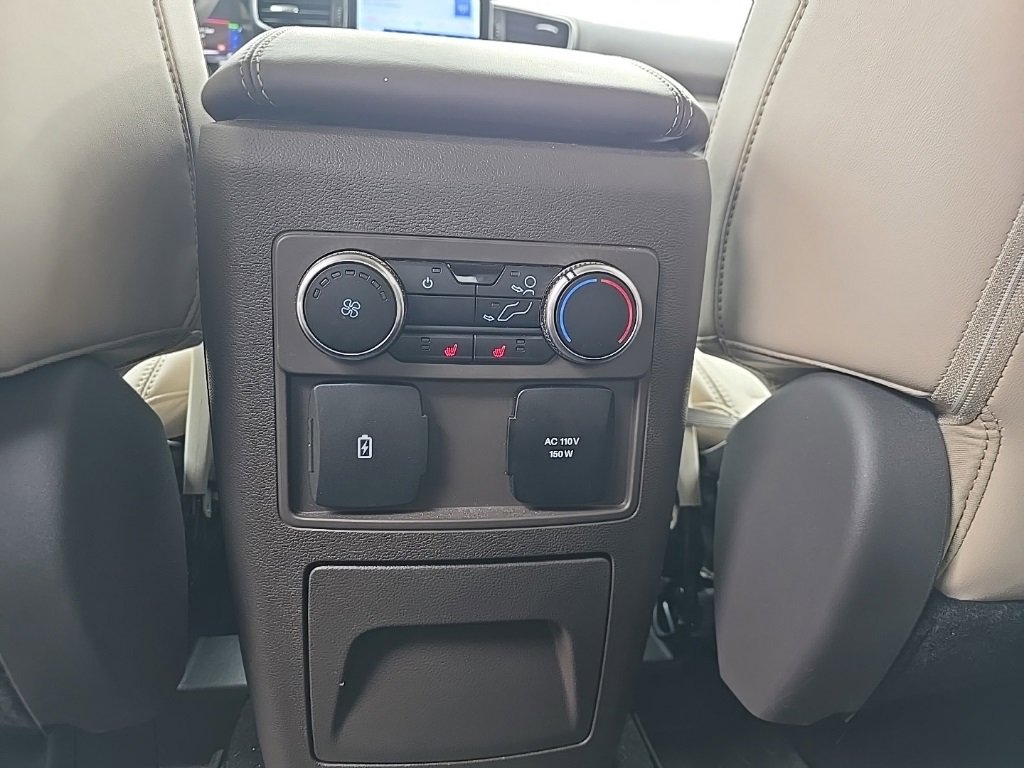 Used 2023 Ford Explorer Platinum w/ Class IV Trailer Tow Package image 20