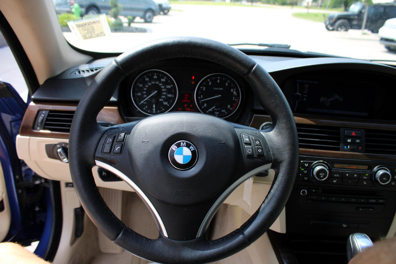 Used 2010 BMW 328i xDrive Coupe image 20