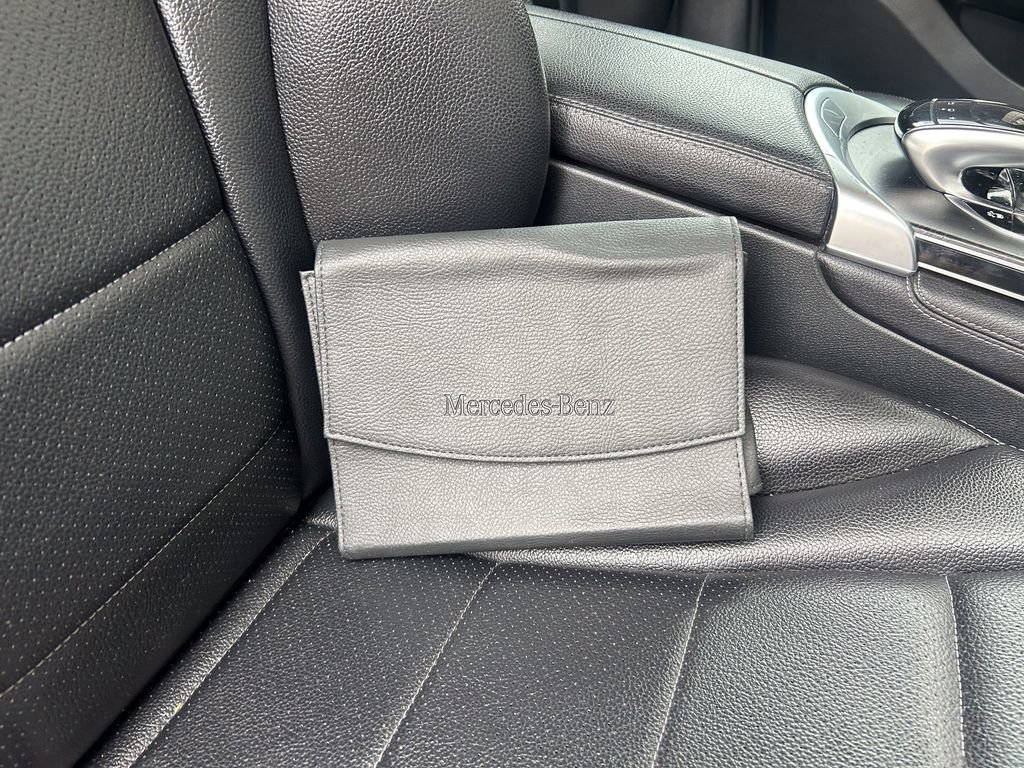 Used 2016 Mercedes-Benz GLC 300 image 40