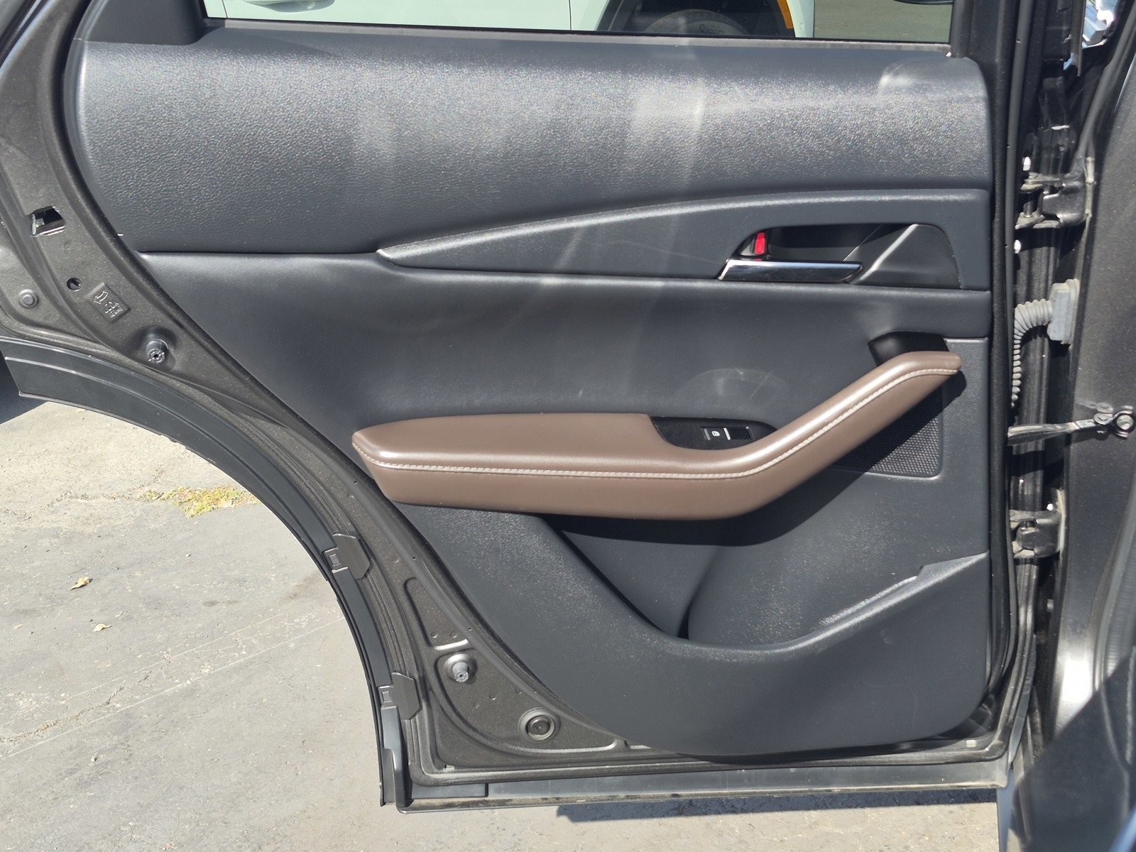 Used 2022 MAZDA CX-30 2.5 Turbo w/ Premium Package image 8