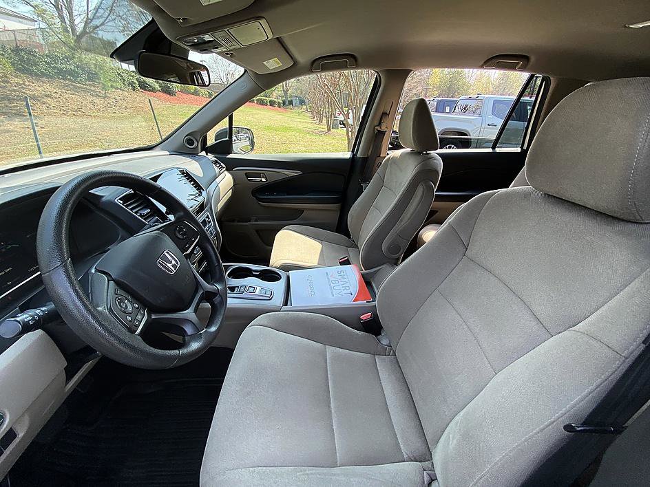 Used 2021 Honda Pilot EX image 11