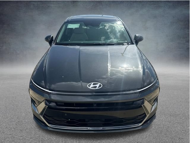 New 2026 Hyundai Sonata Limited FWD image 2