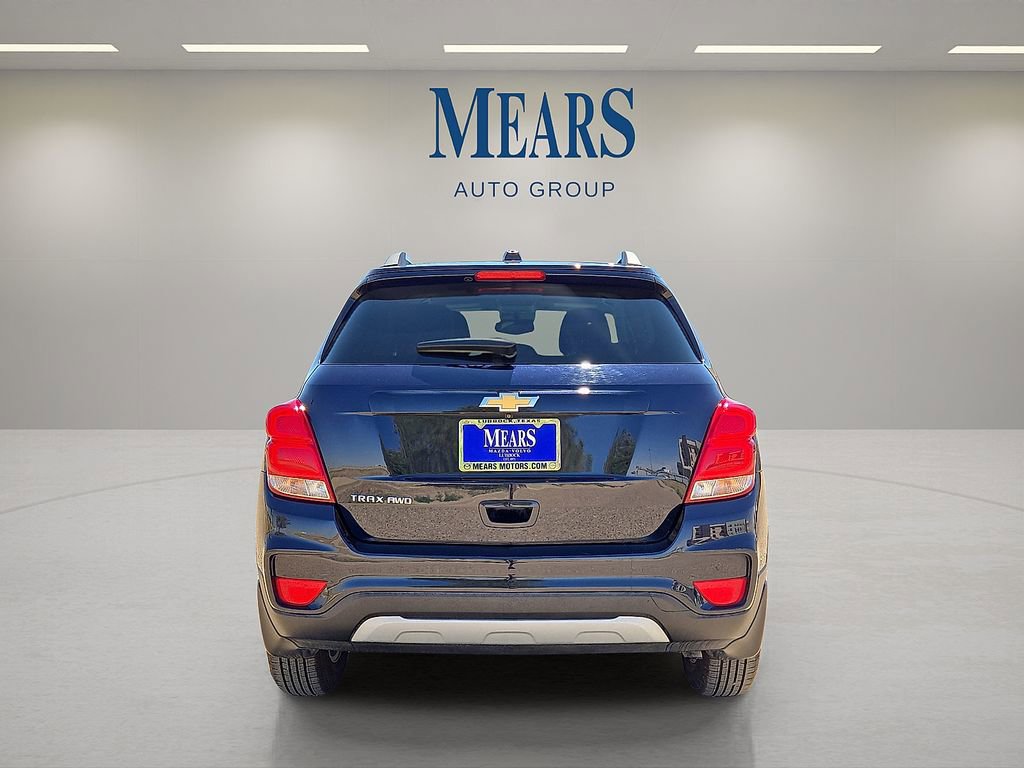 Used 2021 Chevrolet Trax LT w/ LT Convenience Package AWD/4WD image 4