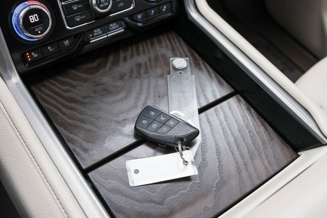 Used 2021 GMC Yukon Denali w/ Denali Premium Package image 29