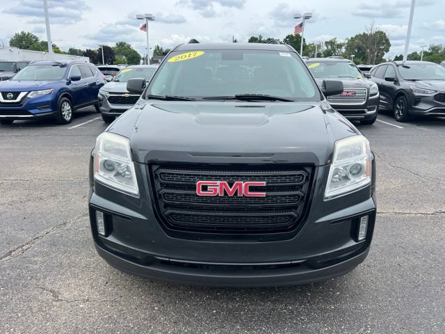 Used 2017 GMC Terrain SLT w/ Driver Alert Package I AWD/4WD image 2