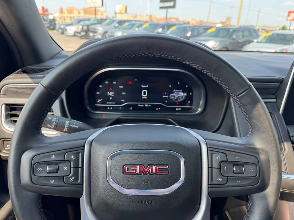 Used 2024 GMC Yukon XL SLT image 17