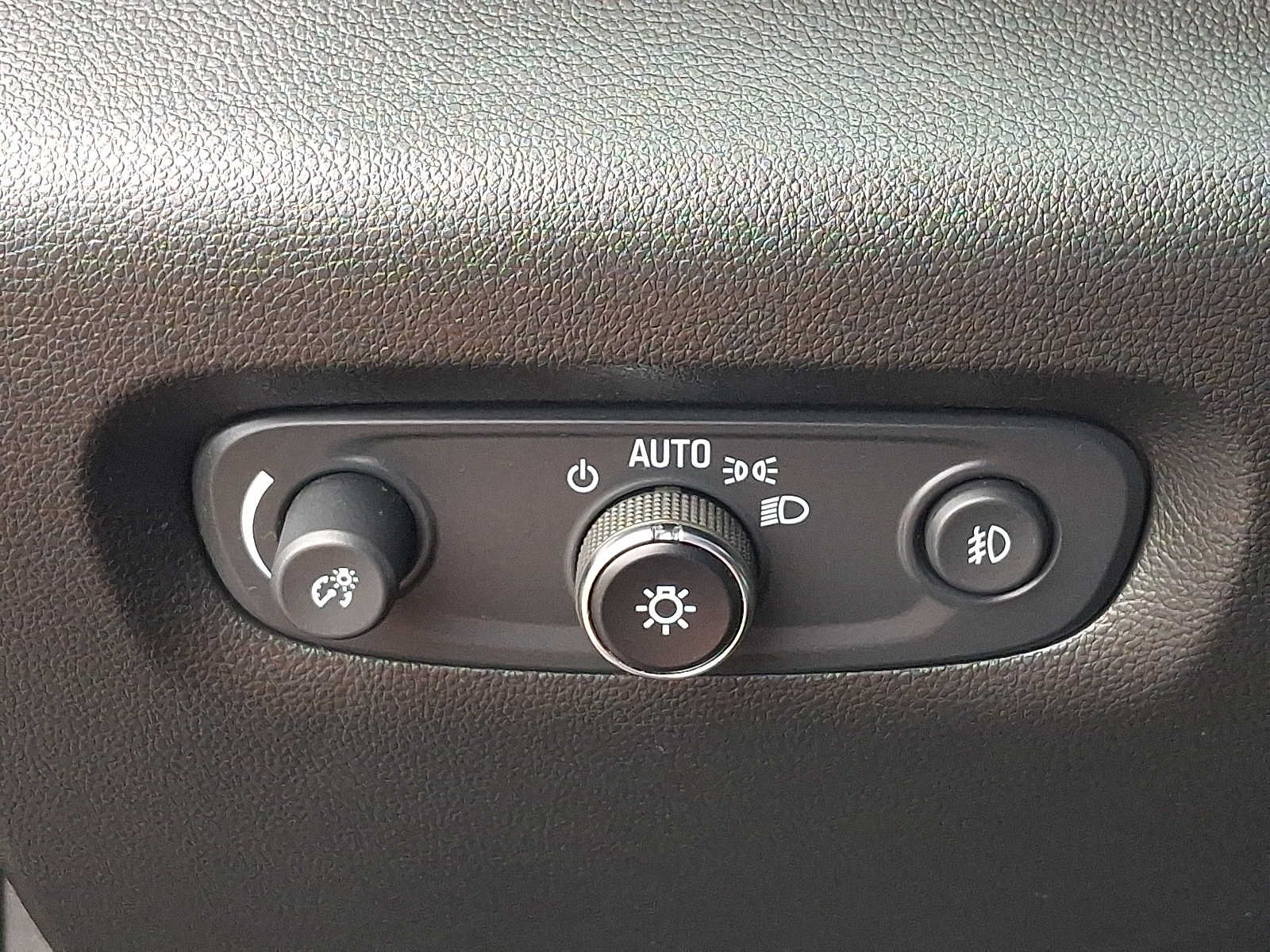 Used 2021 Chevrolet Traverse LT AWD/4WD image 24