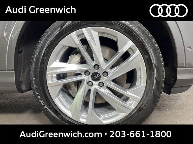 Certified 2023 Audi Q7 2.0T Premium w/ Convenience Package AWD/4WD image 11
