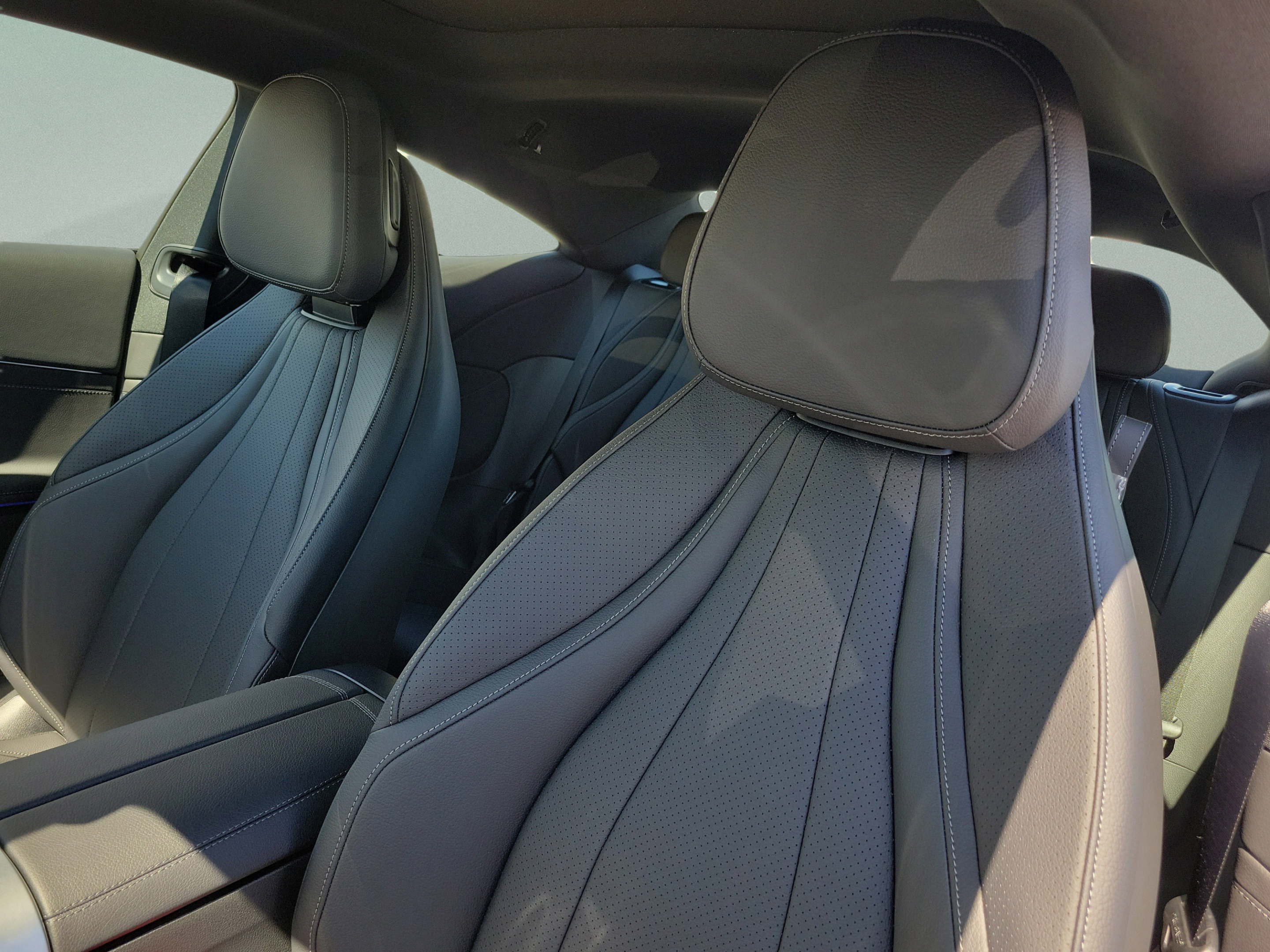New 2026 Mercedes-Benz CLE 300 4MATIC Coupe image 16