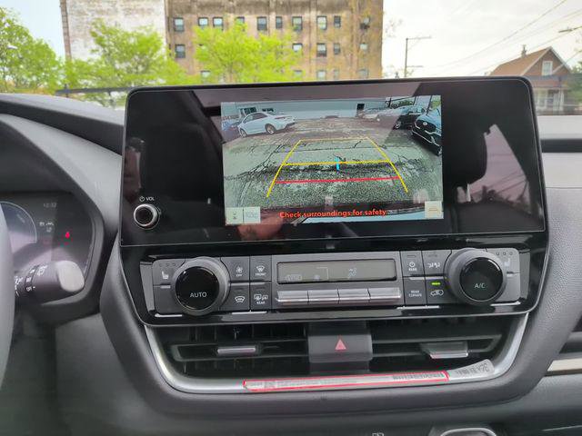 Certified 2025 Toyota Grand Highlander AWD Hybrid image 23