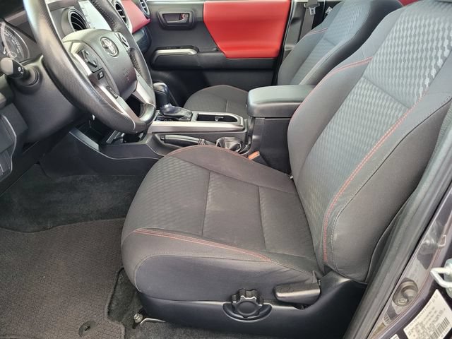 Used 2023 Toyota Tacoma SR5 RWD image 17