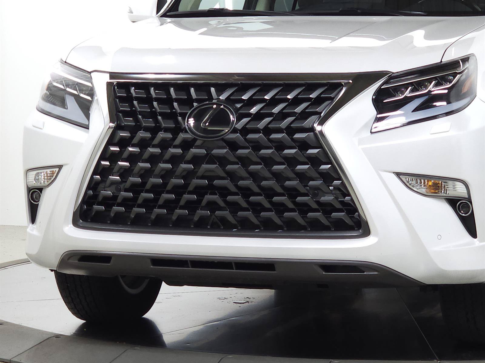 Certified 2023 Lexus GX 460 Premium w/ Premium Package AWD/4WD video 3