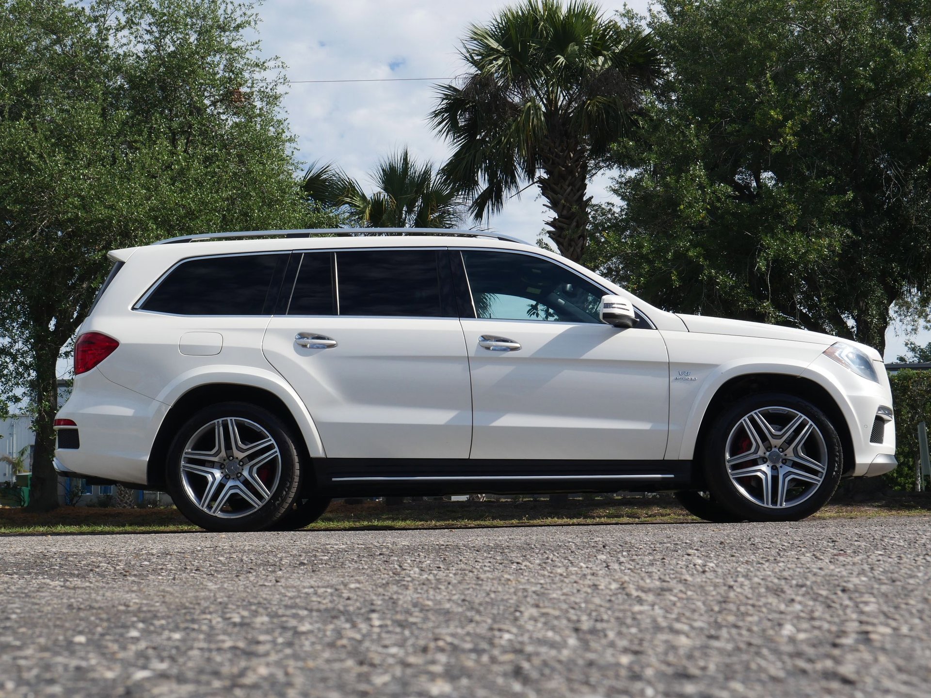 Used 2014 Mercedes-Benz GL 63 AMG 4MATIC image 36