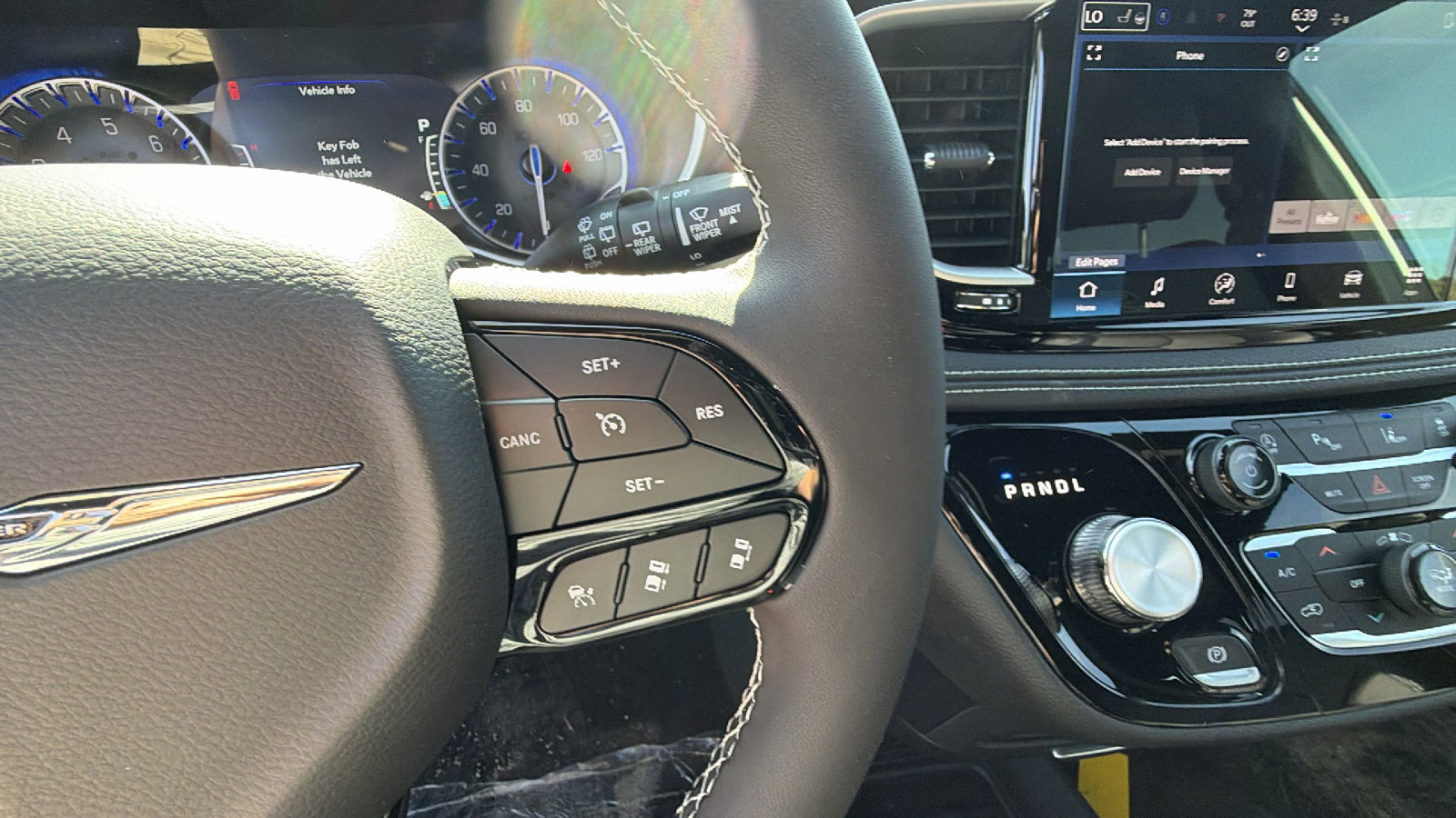 New 2026 Chrysler Pacifica Select image 23