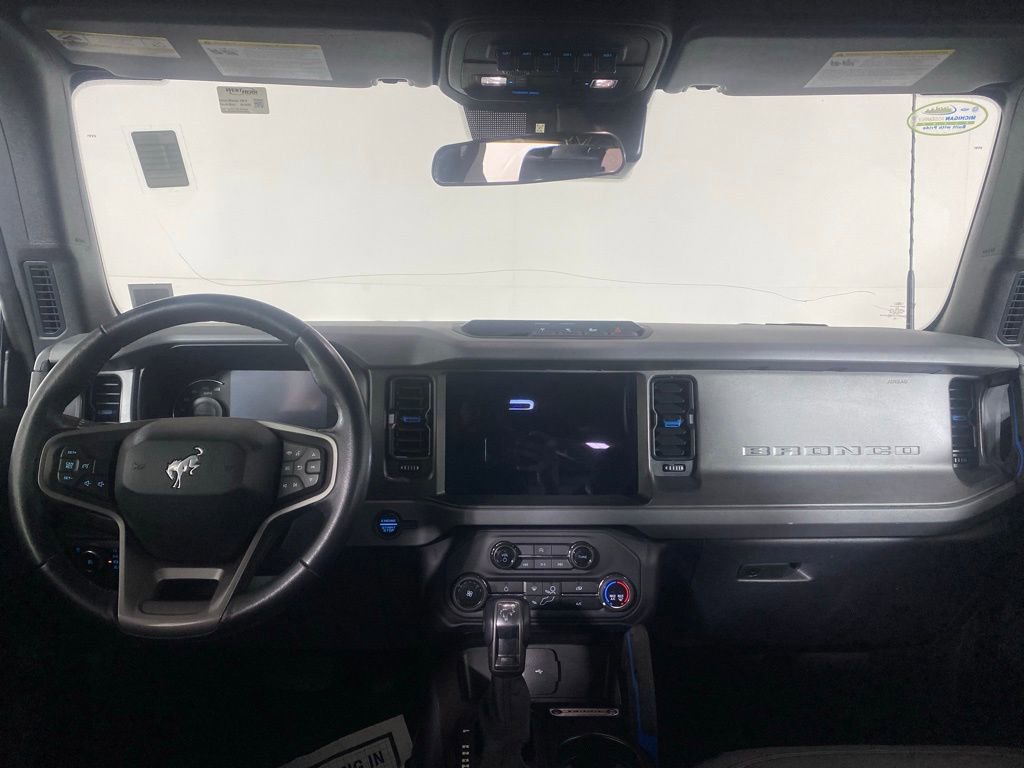 Used 2024 Ford Bronco Black Diamond image 11
