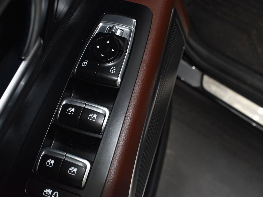 Used 2024 Kia Telluride SX Prestige w/ Towing Package image 10