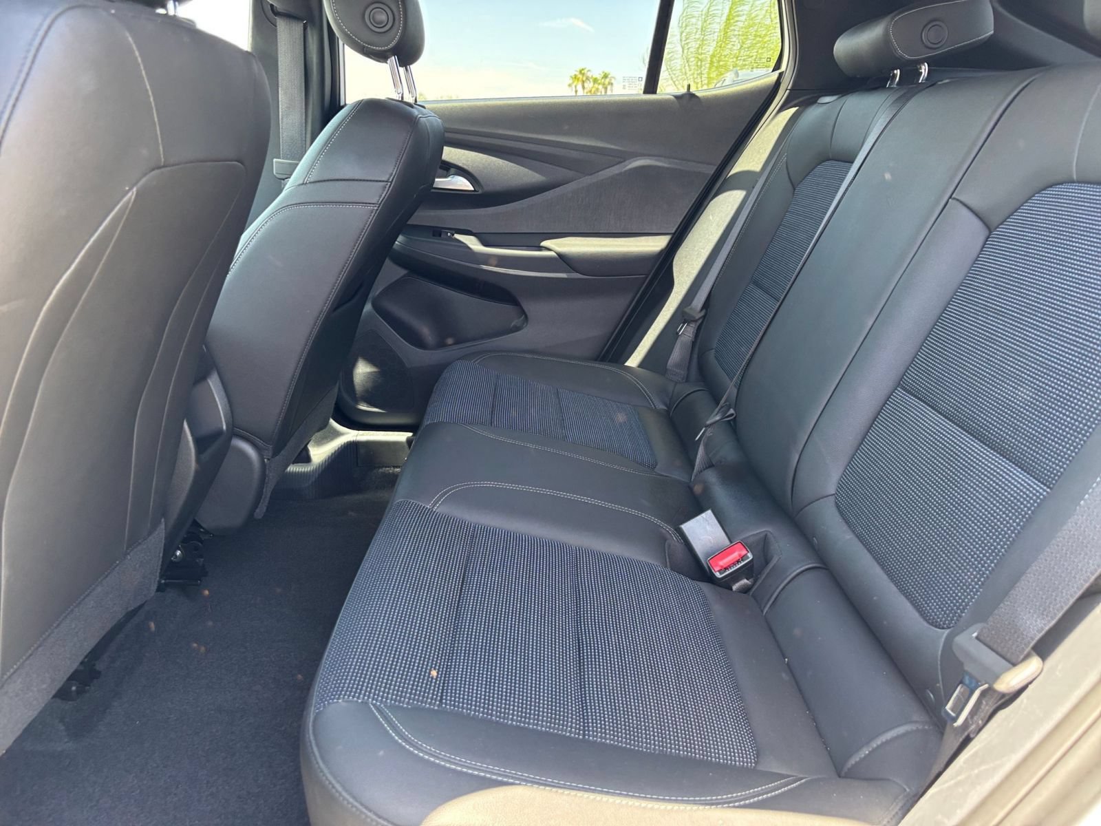 Used 2025 Buick Envista Preferred FWD image 24