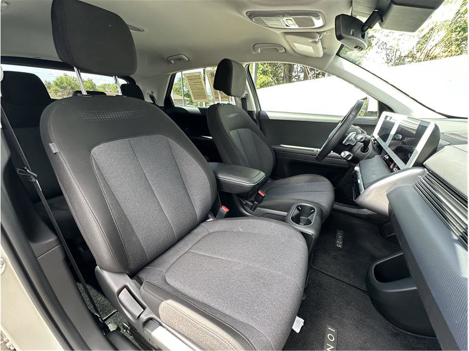 Used 2024 Hyundai Ioniq 5 SEL AWD/4WD image 4