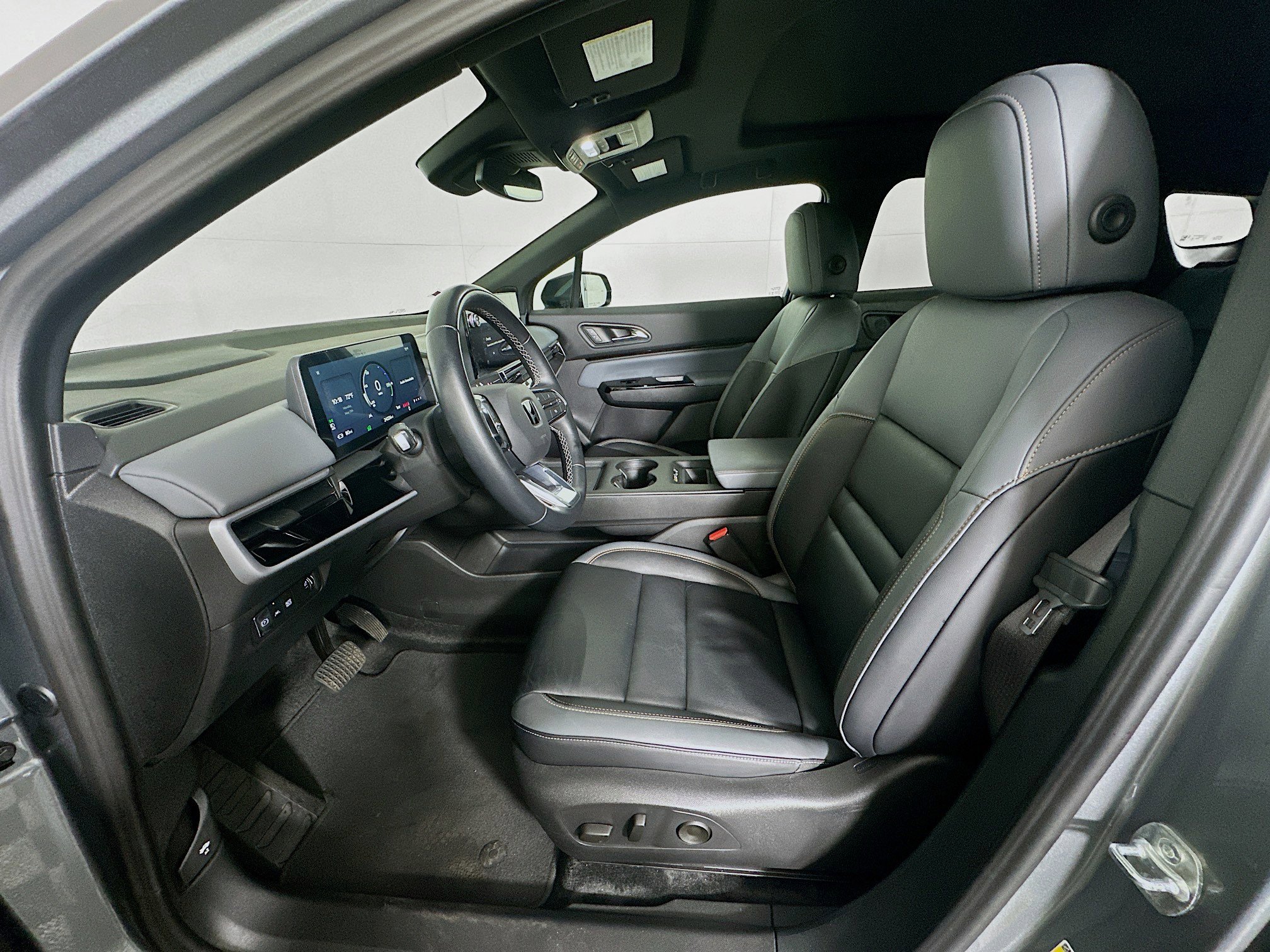 Used 2025 Honda Prologue Touring image 13