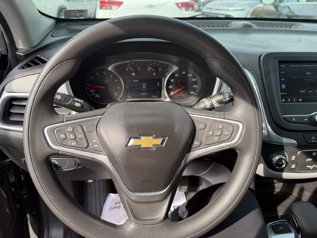 Used 2022 Chevrolet Equinox LS w/ LS Convenience Package AWD/4WD image 15
