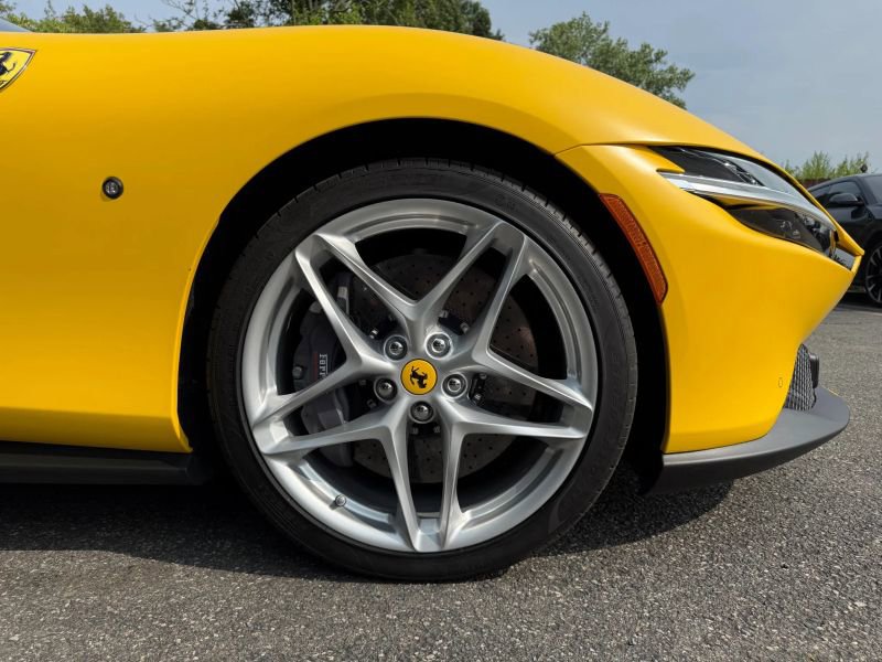 Used 2022 Ferrari Roma image 37