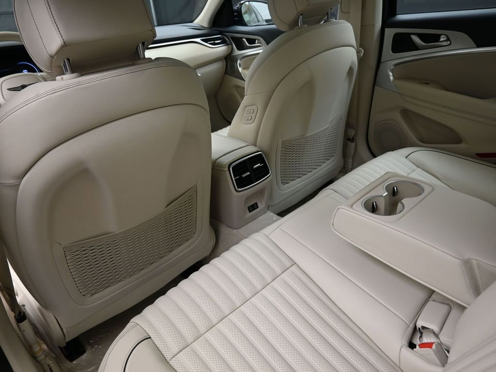 New 2026 Genesis G70 2.5T Prestige image 19