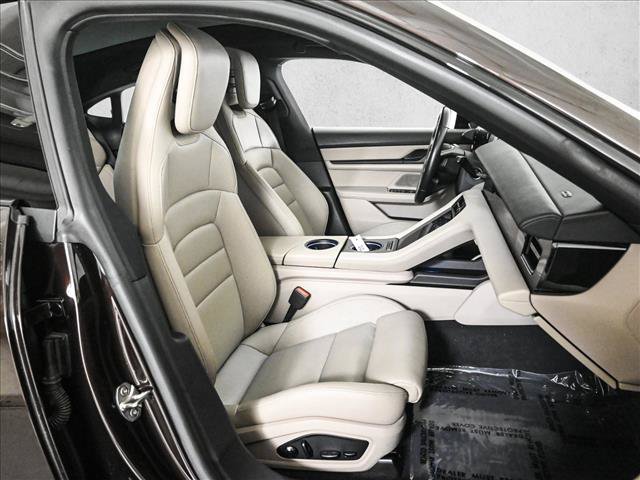 Used 2021 Porsche Taycan 4S AWD/4WD image 23