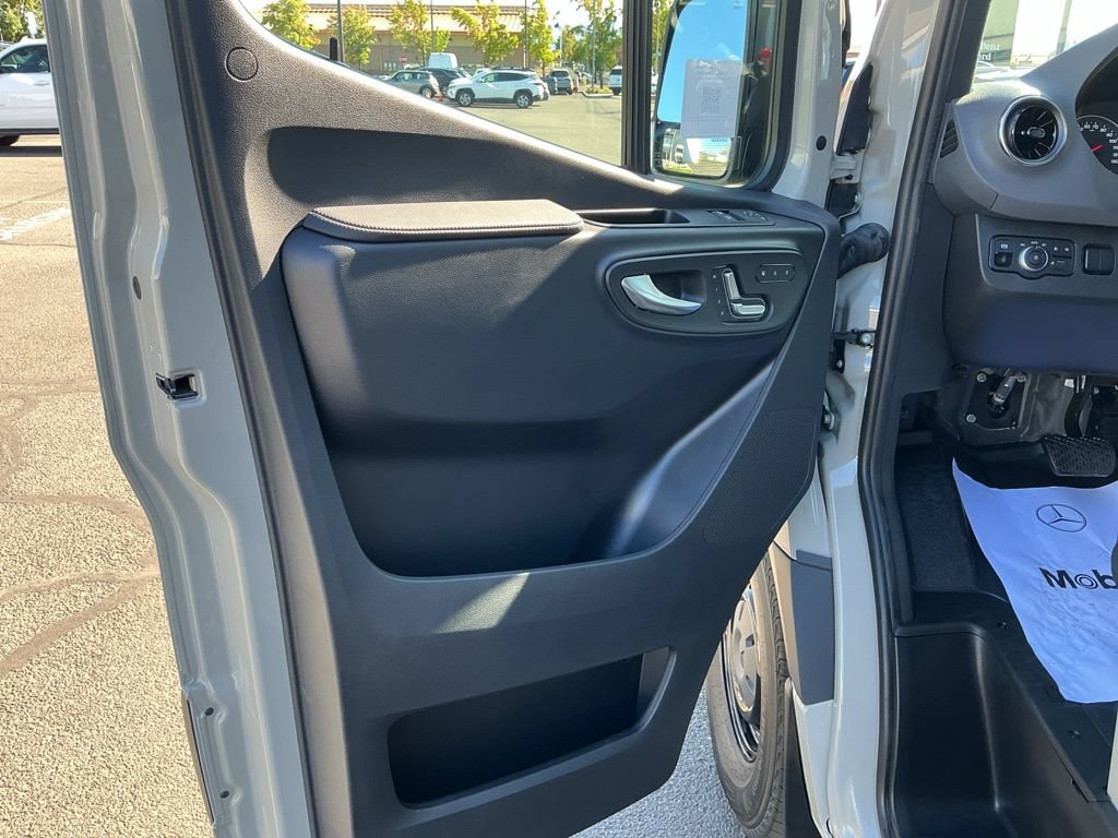 New 2026 Mercedes-Benz Sprinter 2500 image 15