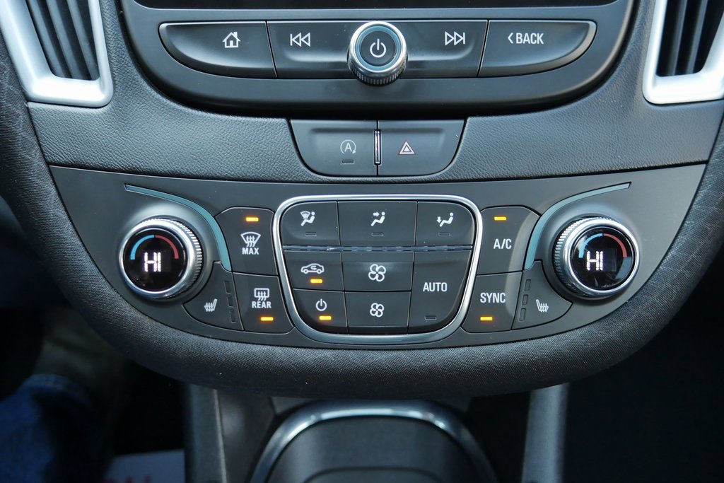 Used 2024 Chevrolet Malibu LT image 17